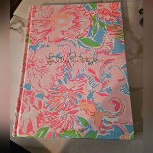 Lilly Pullizter Assouline Coffee Table Book like New